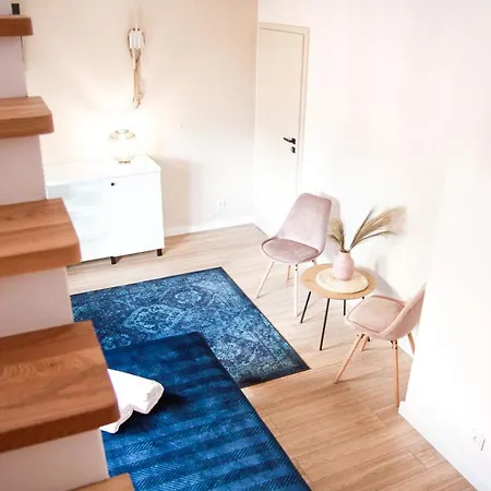 Osemka 아파트 Mikołajki