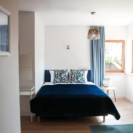 Apartment Osemka *